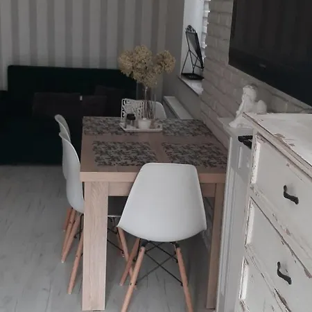 Przystań Parking Ogródek Blisko Jeziora I Mariny Dla Jachtów Apartamento