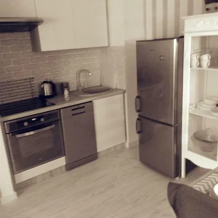 Przystan Parking Ogrodek Blisko Jeziora I Mariny Dla Jachtow Апартаменты *