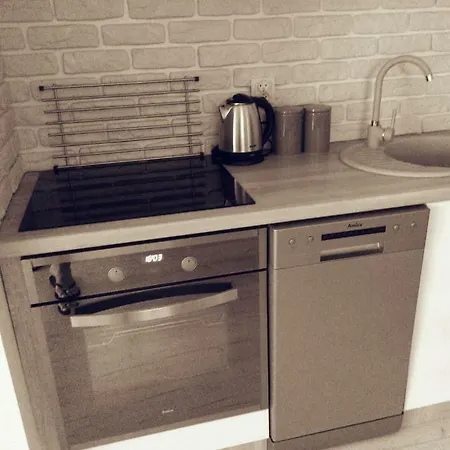 Przystan Parking Ogrodek Blisko Jeziora I Mariny Dla Jachtow Апартаменты *