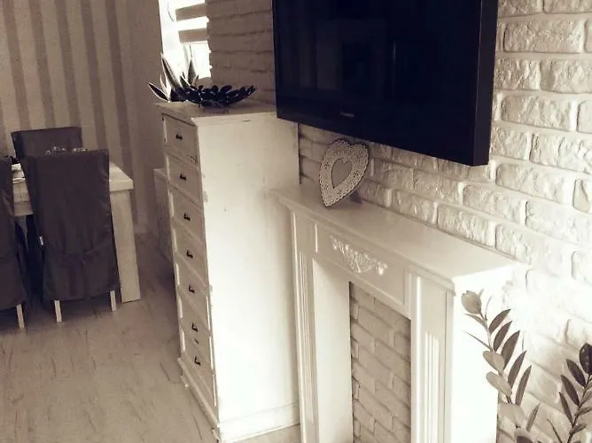 Przystan Parking Ogrodek Blisko Jeziora I Mariny Dla Jachtow * Ostroda