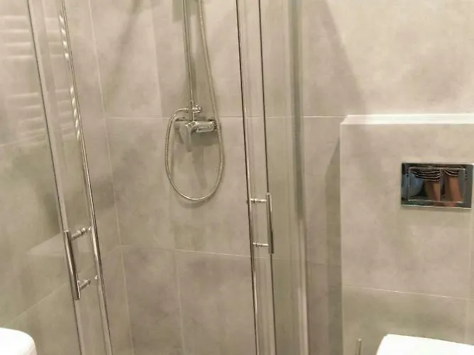 Przystan Parking Ogrodek Blisko Jeziora I Mariny Dla Jachtow * Ostroda