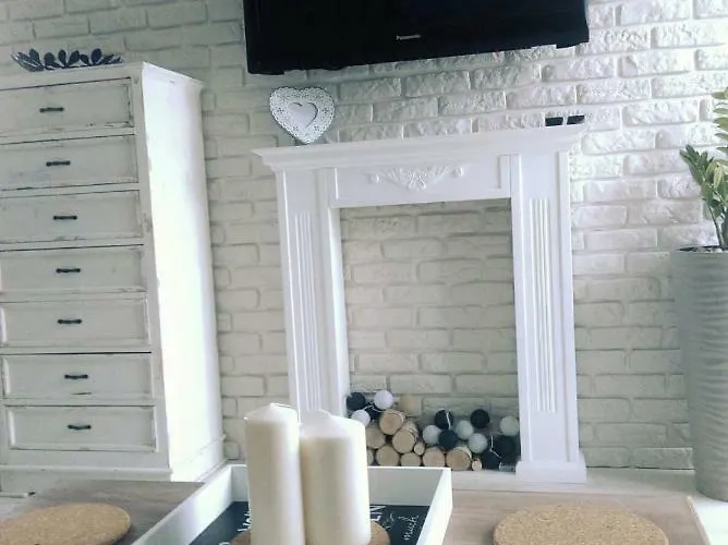 Przystan Parking Ogrodek Blisko Jeziora I Mariny Dla Jachtow Apartment