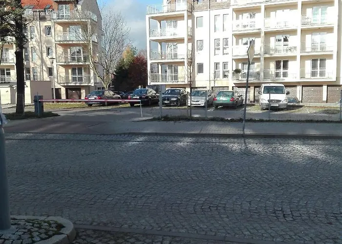 Apartment Przystan Parking Ogrodek Blisko Jeziora I Mariny Dla Jachtow Ostroda
